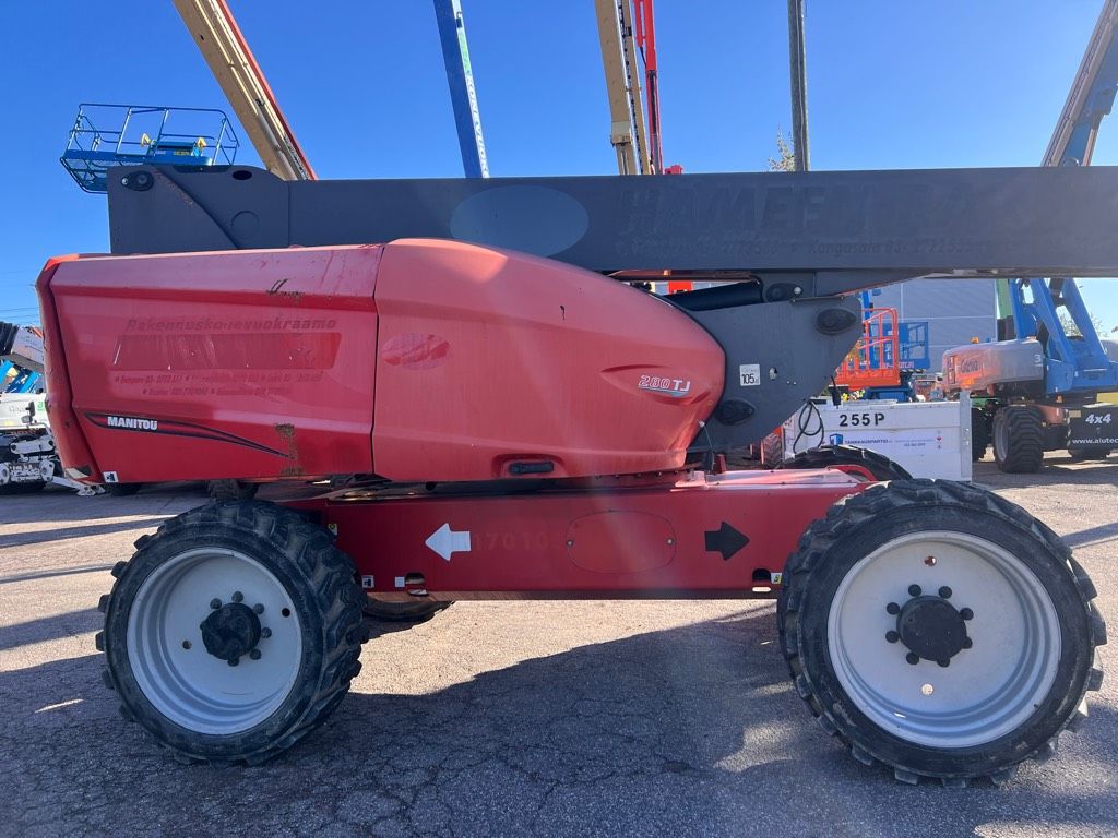 manitou-280-tj-nelipyoraohjaus,c3260ba7.jpg