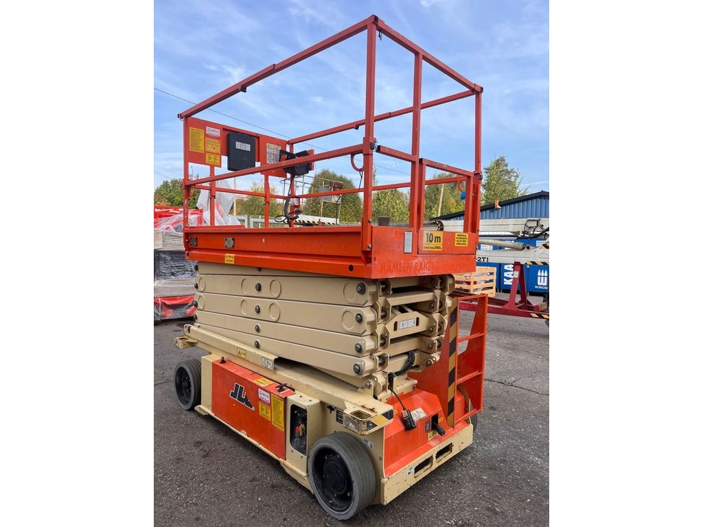 jlg-10-rs,0a162d72.jpg