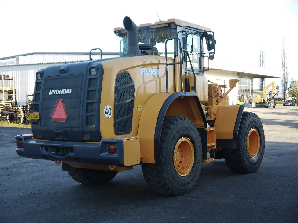 hyundai-hl-955,46eeeadb.jpg