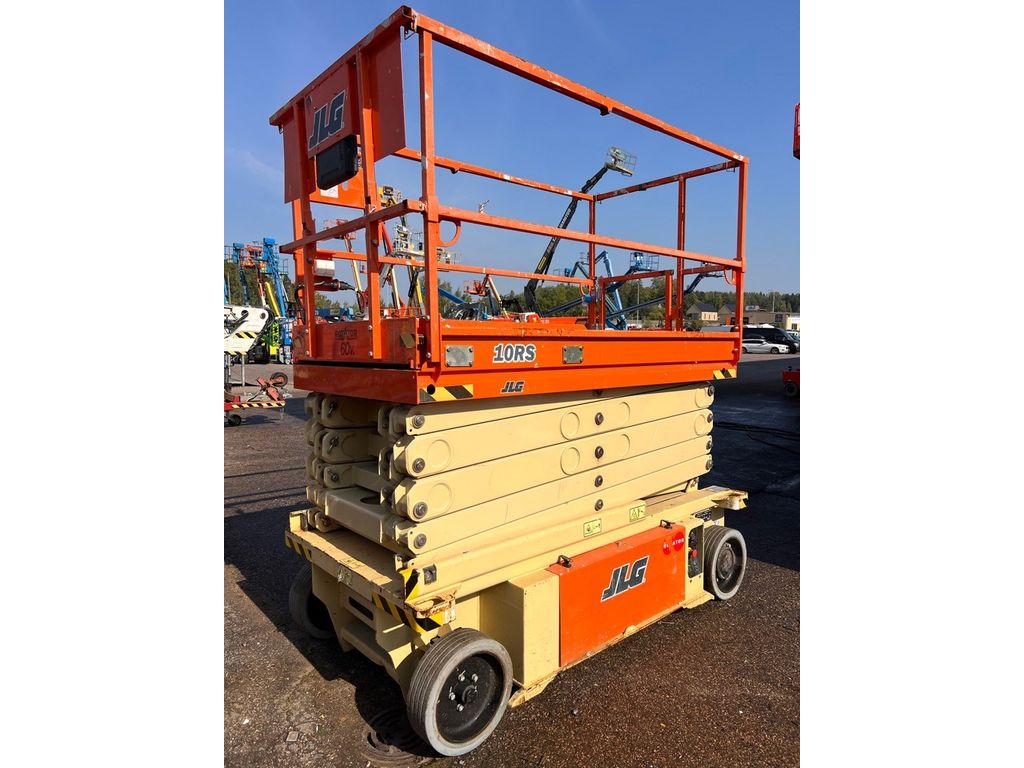 jlg-10-rs,2796a38d.jpg